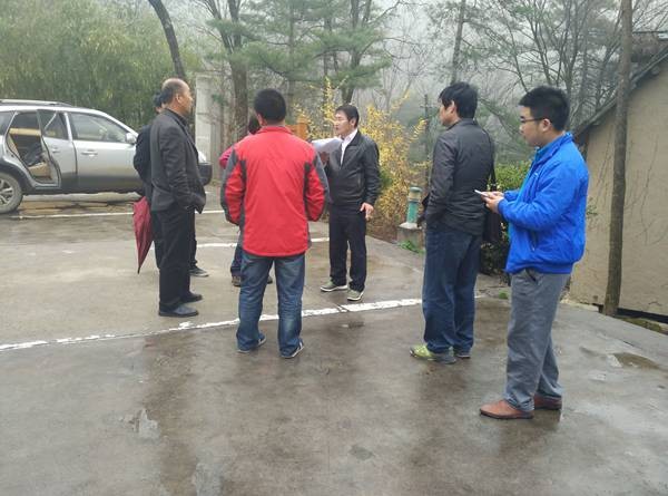 Chinese Academy of Geological Sciences Does Research about Quaternary Glacier in Qinling Zhongnansha