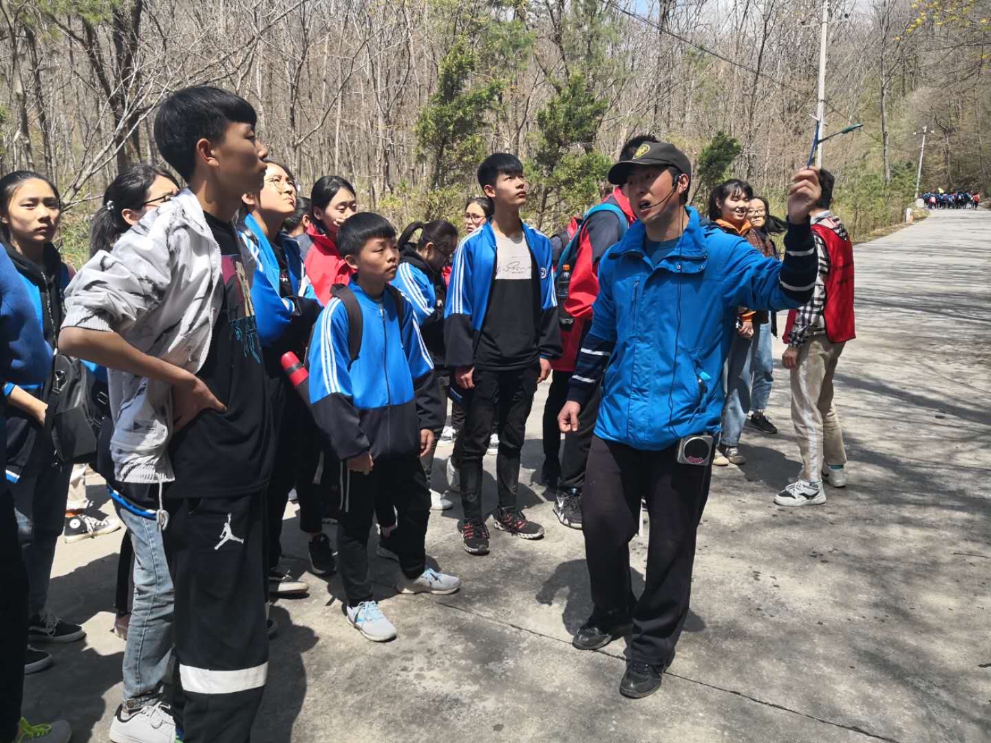 Qinling Zhongnanshan UNESCO Global Geopark Management Office Inspected the Work of International Juv